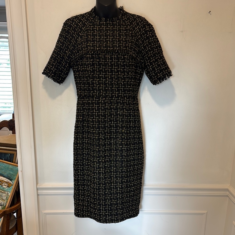 Badgley Mischka Black and Gold Tweed Short Sleeve Dress in Size 6